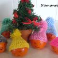 Milra - Kalėdinės dekoracijos - kepurytės.