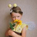 Bitės kostiumas - nerta suknelė, sparneliai ir rageliai