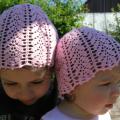 Knitfinity - Rožinės kepurytės