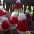 Milra - Kalėdinės kepurėlių dekoracijos