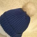 zhaki - Nerta kepurė mėlyna su kailiniu kutu