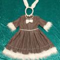 baltabalta - Kiškutės, zuikutės karnavalinis kostiumas mergaitei (su kailiuku ir siuvinėtomis detalėmis)