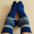 Mėlynos plonos megztos   kojinės